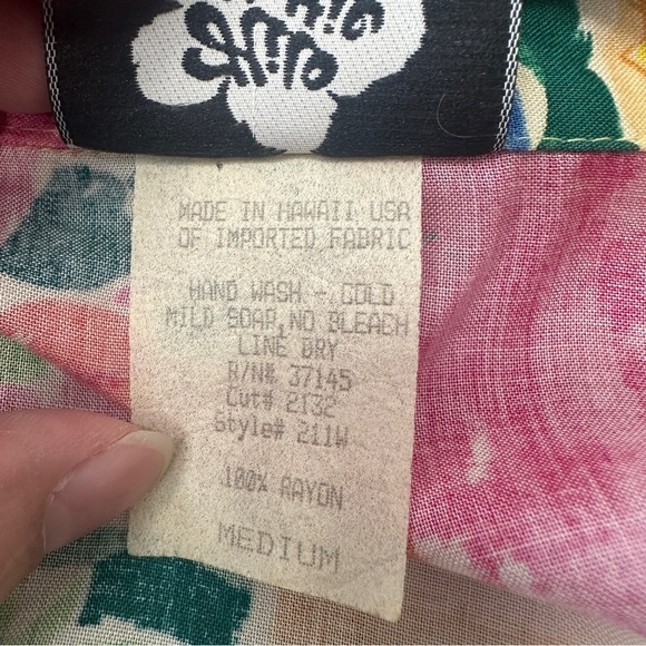 Vintage Hilo Hattie 2-Pc Top Blouse Short Womens Medium Vibrant Floral Hawaiian - Picture 13 of 16